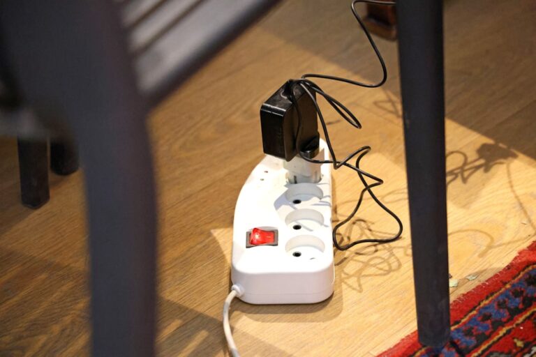 Nexwave Goods: Your One-Stop Shop for Reliable Adapter Solutions